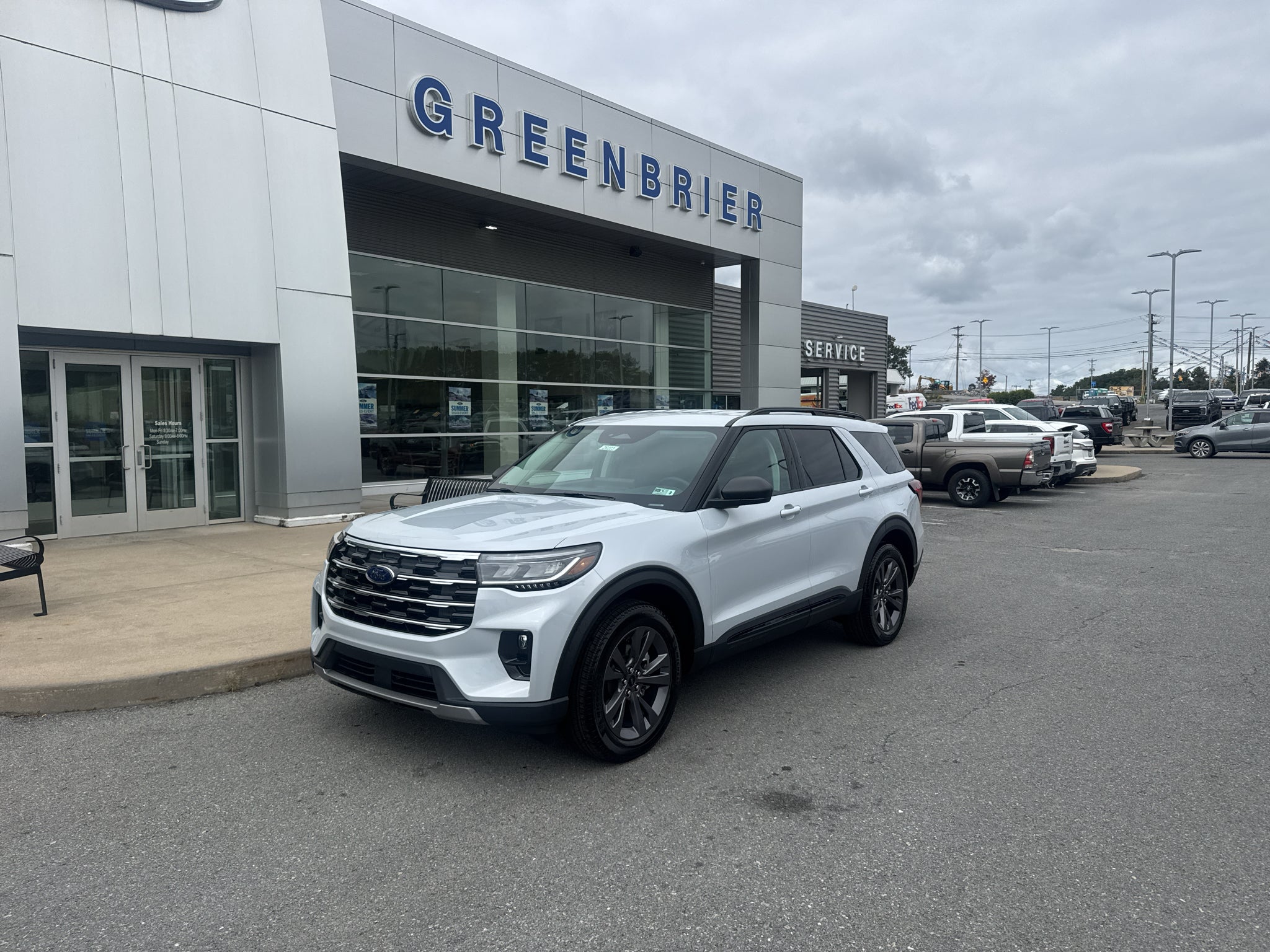 2026 Ford Explorer Active w/200A Pkg