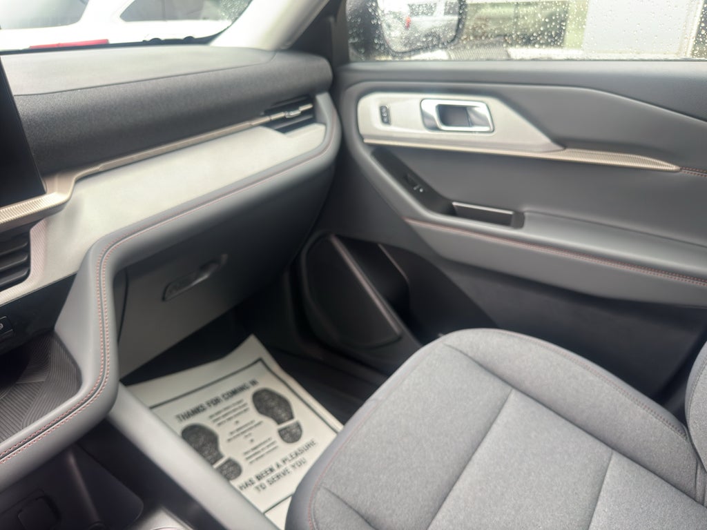 2026 Ford Explorer Active w/100A Pkg