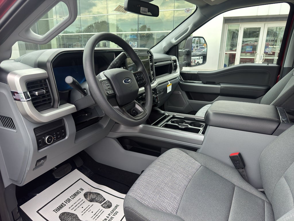 2026 Ford F-350 XLT