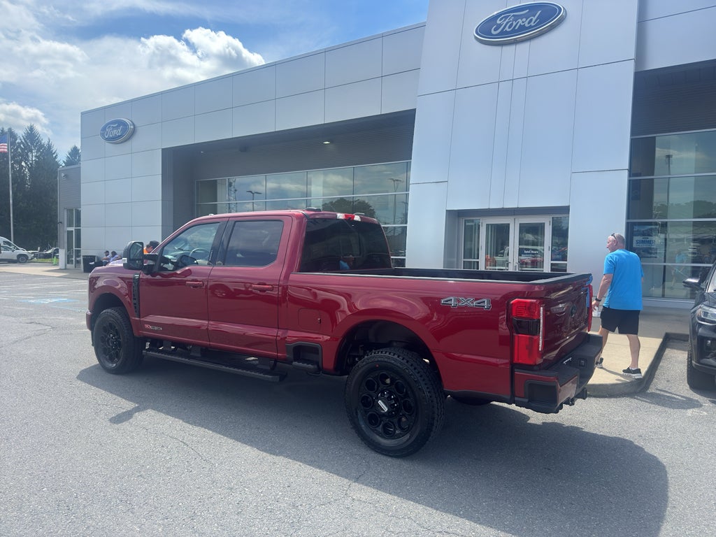2026 Ford F-350 LARIAT