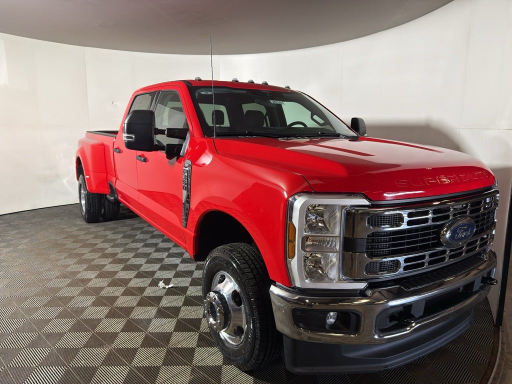2026 Ford F-350 XLT