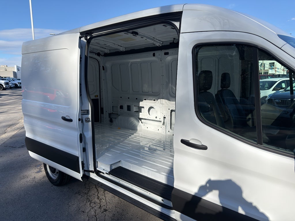 2026 Ford Transit Van Base