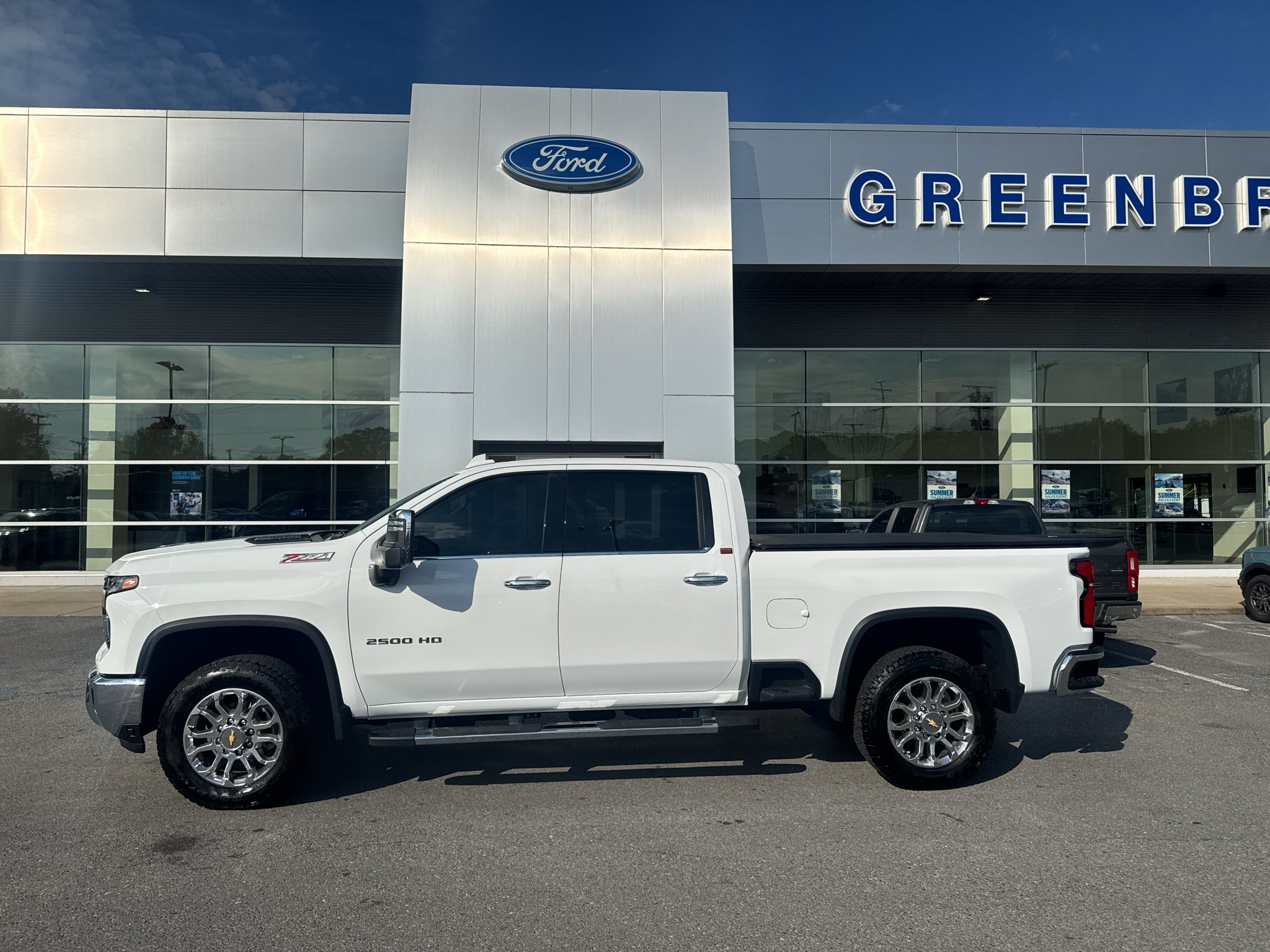 2025 Chevrolet Silverado LTZ