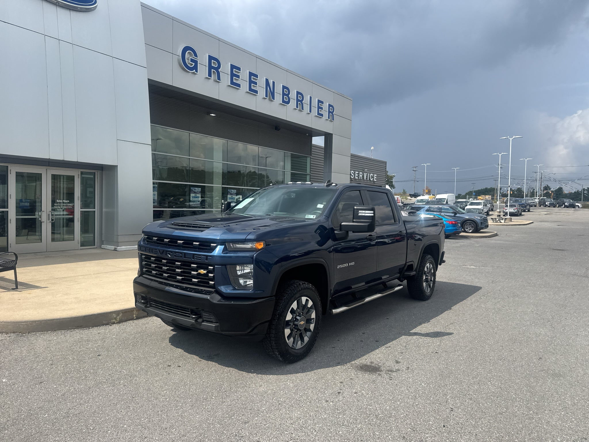 2021 Chevrolet Silverado Custom