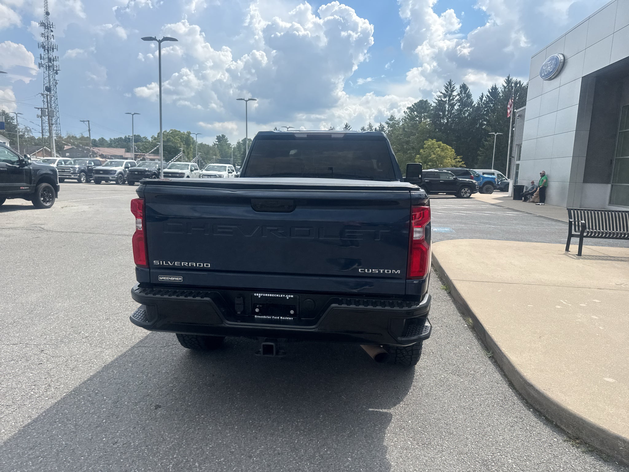 2021 Chevrolet Silverado Custom