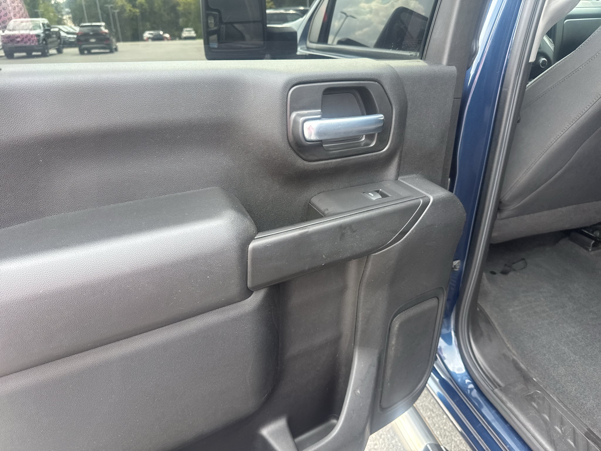 2021 Chevrolet Silverado Custom