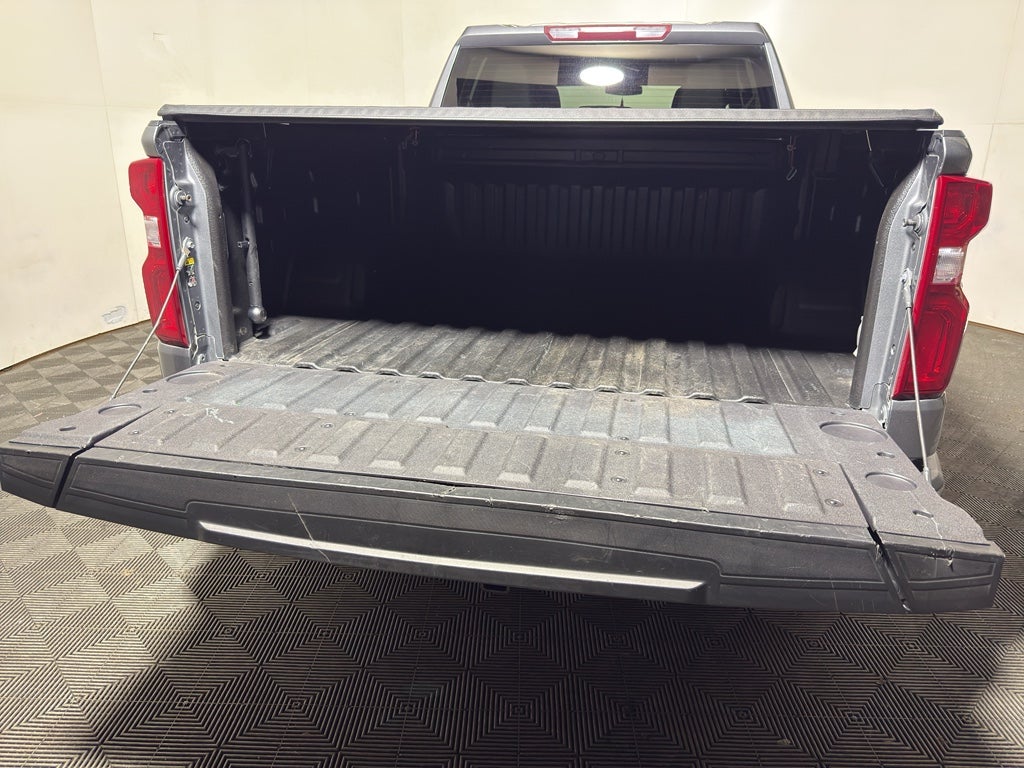 2021 Chevrolet Silverado Custom