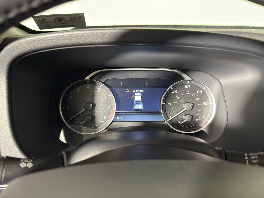 2024 Nissan Frontier SV