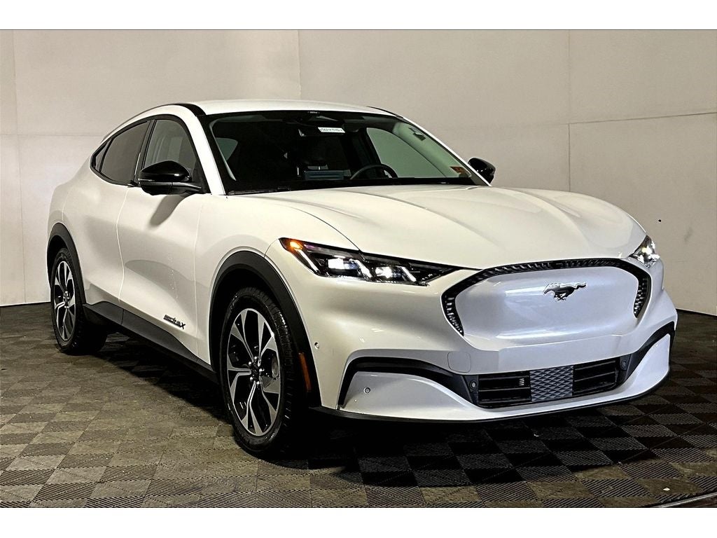 2024 Ford Mustang Mach-E Select