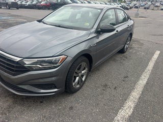 2019 Volkswagen Jetta R-Line