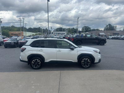 2025 Subaru Forester Premium