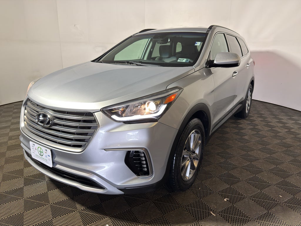 2017 Hyundai Santa Fe XL SE